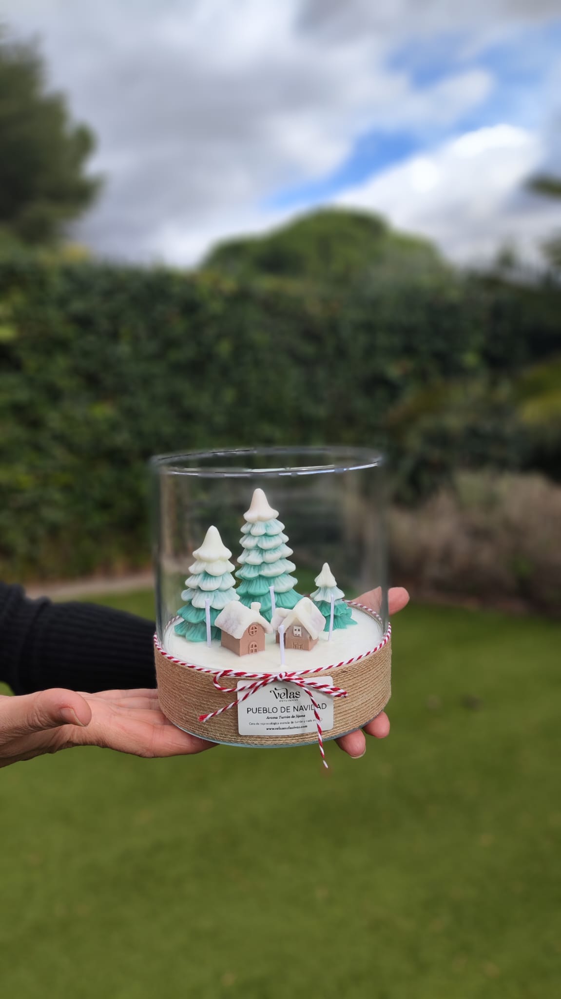 vela pueblo de navidad en jarrón de cristal. Vela exclusiva. Vela de diseño. Regalo de navidad